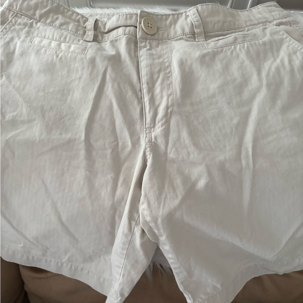Old Navy Cream Cotton Shorts